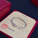 2026年2月3日入荷新品カルティエ腕輪/ブレスレットギフト/誕生日/記念品/アクセサリーxin工場