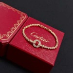 2026年2月3日入荷新品カルティエブレスレットギフト/誕生日/記念品/アクセサリーxin工場