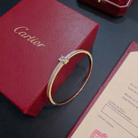 2026年2月3日入荷新品カルティエブレスレットギフト/誕生...