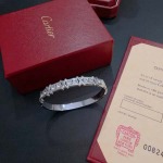 2026年2月3日入荷新品カルティエブレスレットギフト/誕生日/記念品/アクセサリーxin工場