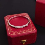 2026年2月3日入荷新品カルティエ腕輪/ブレスレットギフト/誕生日/記念品/アクセサリーxin工場