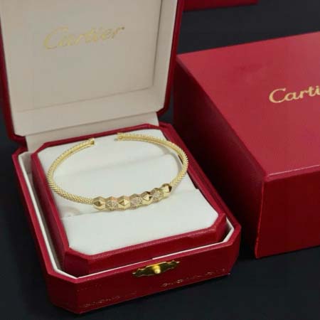 2026年2月3日入荷新品カルティエ腕輪/ブレスレットギフト...