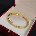 2026年2月4日入荷新品Cartier腕輪/ブレスレットギフト/誕生日/記念品/アクセサリーxin工場