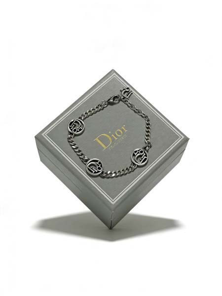 2026年2月5日入荷新品Diorブレスレットギフト/誕生日...