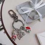 2026年2月5日入荷新品Dior キーホルダー ギフト/誕生日/記念品/アクセサリーxin工場