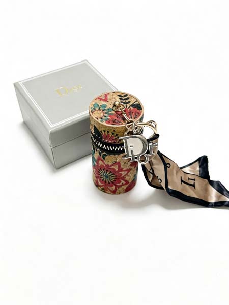 2026年2月5日入荷新品Dior キーホルダー ギフト/誕...