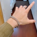 2026年2月5日入荷新品Gucciブレスレットギフト/誕生日/記念品/アクセサリーxin工場