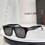 2026年2月11日新品TOM FORD原版復刻サングラスギフト/誕生日/記念品/アクセサリーXY工場