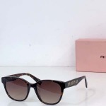2026年2月19日新品MIU MIU原版復刻サングラスギフト/誕生日/記念品/アクセサリーXY工場