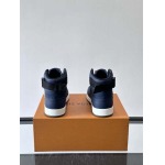 2026年2月21日入荷新作Louis Vuitton靴/スニーカー人気商品★/誕生日プレゼント/流行/高品質/JY工場