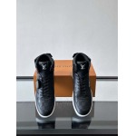 2026年2月21日入荷新作Louis Vuitton靴/スニーカー人気商品★/誕生日プレゼント/流行/高品質/JY工場
