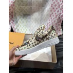 2026年2月21日入荷新作Louis Vuitton靴/スニーカー人気商品★/誕生日プレゼント/流行/高品質/JY工場