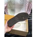 2026年2月21日入荷新作Louis Vuitton靴/スニーカー人気商品★/誕生日プレゼント/流行/高品質/JY工場