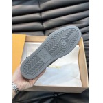 2026年2月21日入荷新作Louis Vuitton靴/スニーカー人気商品★/誕生日プレゼント/流行/高品質/JY工場