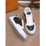 2026年2月21日入荷新作Louis Vuitton靴/スニーカー人気商品★/誕生日プレゼント/流行/高品質/JY工場