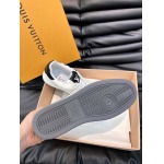 2026年2月21日入荷新作Louis Vuitton靴/スニーカー人気商品★/誕生日プレゼント/流行/高品質/JY工場