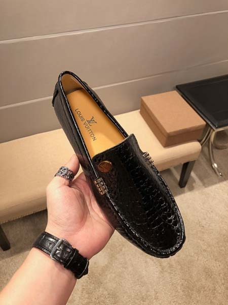 2026年2月21日入荷新作Louis Vuitton靴/ス...