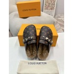 2026年2月21日入荷新作Louis Vuitton女性靴人気商品★/誕生日プレゼント/流行/高品質/JY工場Size:35-42