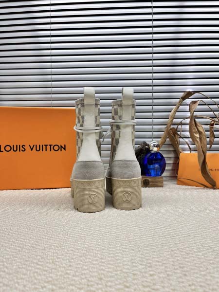 2026年2月21日入荷新作Louis Vuitton女性靴...