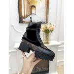 2026年2月21日入荷新作Louis Vuitton女性靴人気商品★/誕生日プレゼント/流行/高品質/JY工場Size:35-42