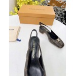 2026年2月21日入荷新作Louis Vuitton女性靴人気商品★/誕生日プレゼント/流行/高品質/JY工場Size:35-42