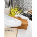 2026年2月21日入荷新作Louis Vuitton女性靴人気商品★/誕生日プレゼント/流行/高品質/JY工場Size:35-41