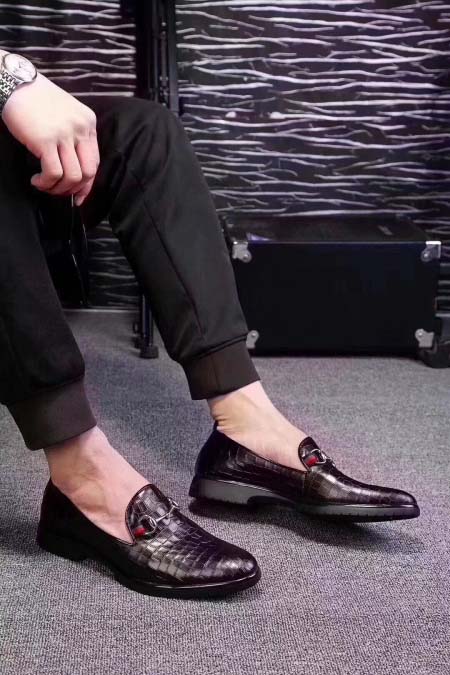 2026年2月25日入荷新作Gucci男性用靴人気商品★/誕...