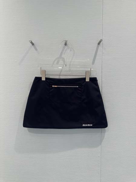 2026年2月26日入荷早春新作MiuMiuハーフスカートフ...
