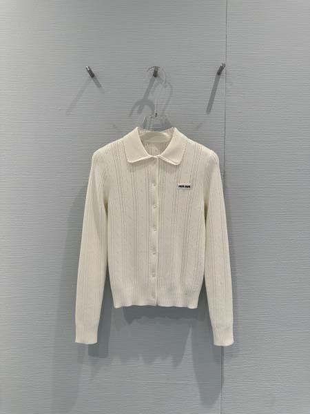 2026年2月26日入荷早春新作MiuMiu ニットカーディ...