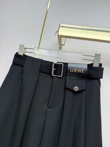 2026年3月6日入荷早春新作Loewe女性用ファッション/誕生日プレゼント/贈り物 can工場