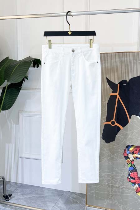 2026年3月18日春夏新作Thom Browneジーパン luols工場