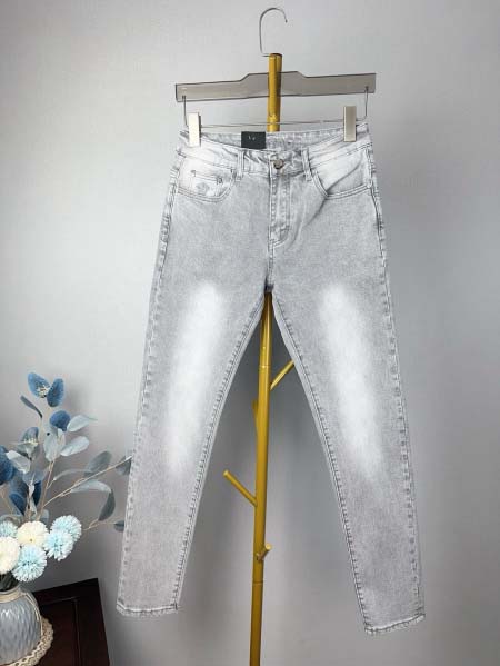 2026年3月18日春夏新作Versaceジーパン luols工場