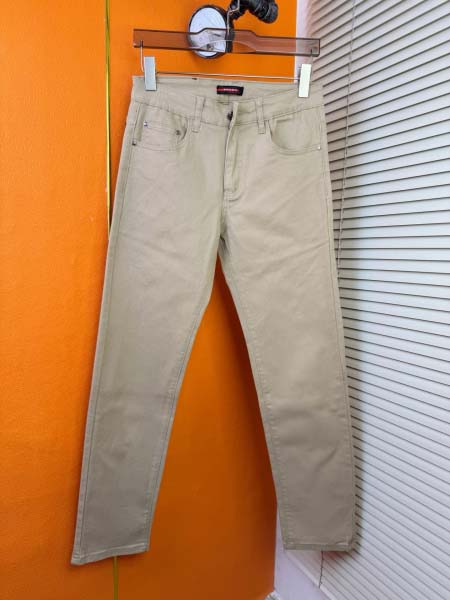 2026年3月18日春夏新作ファッション高品質Pradaジーパン luols工場