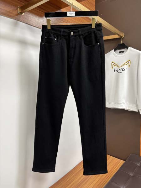 2026年3月18日春夏新作ファッション高品質Pradaジーパン luols工場