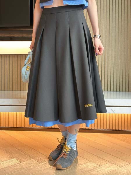 2026年3月9日入荷早春新作MIUMIUセット女性用ファッション/誕生日プレゼント/贈り物 can工場