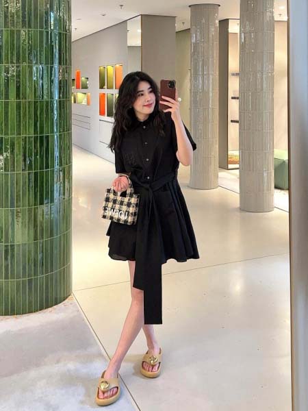 2026年3月22日入荷早春新作Loewe女性用ファッション/誕生日プレゼント/贈り物 can工場