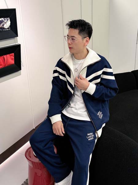 2026年3月23日入荷新作Louis Vuittonスーツ上下 超厳選★高級品/誕生日プレゼント/OM工場