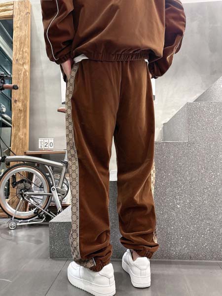 2026年3月23日入荷新作Gucciスーツ上下 超厳選★高級品/誕生日プレゼント/OM工場