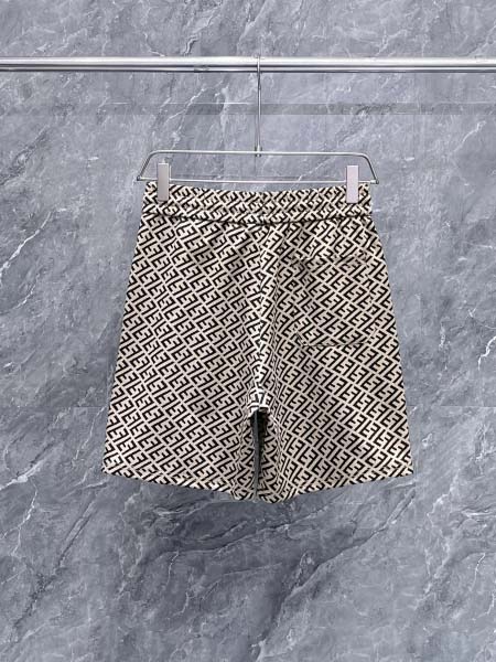 2026年3月25日入荷新作Fendi半ズボン 超厳選★高級品/誕生日プレゼント/OM工場