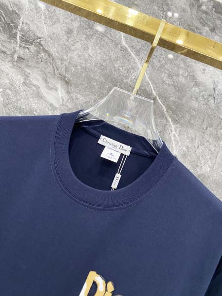 2026年3月25日入荷新作Dior半袖 tシャツ 超厳選★高級品/誕生日プレゼント/OM工場