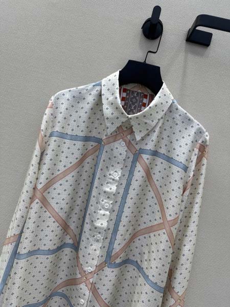 2026年3月25日入荷春夏新作Louis Vuitton高級品復刻 女性服 KL工場