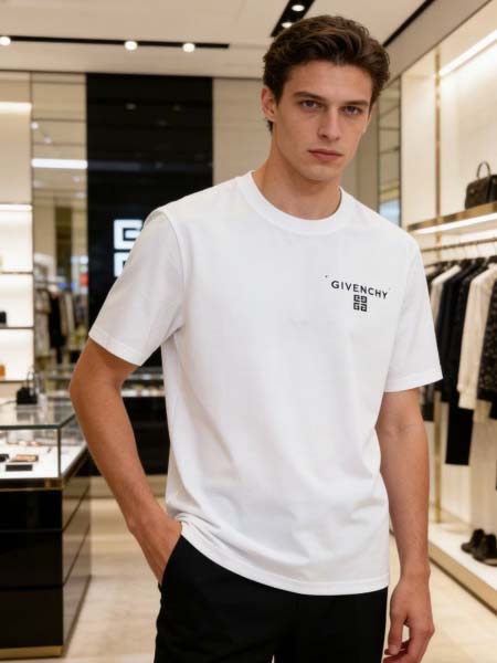 2026年3月31日入荷新作Givenchy半袖Tシャツ春夏高品質超厳選★入手困難/LD工場
