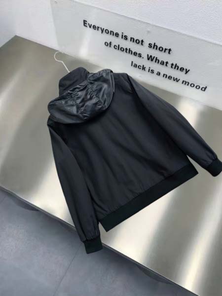 2026年3月31日入荷春秋新作PRADAジャケット YZF工場