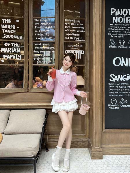 2026年3月6日入荷早春新作 Miumiuシャツファッショ...