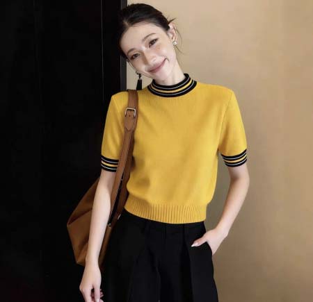 2026年3月6日入荷早春新作Pradaニット半袖女性用ファ...