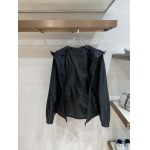 2026年3月6日入荷春秋新作Pradaジャケット高品質DH工場