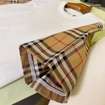 2026年3月9日新作Burberry半袖 tシャツ高品質人...