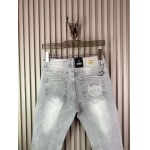 2026年3月18日春夏新作Versaceジーパン luols工場