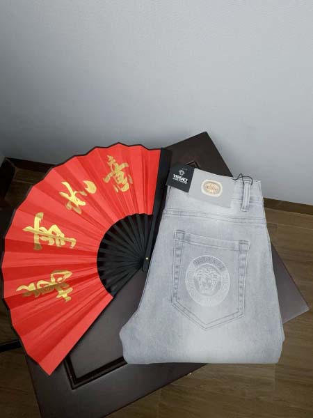 2026年3月18日春夏新作Versaceジーパン luol...