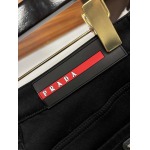 2026年3月18日春夏新作ファッション高品質Pradaジーパン luols工場